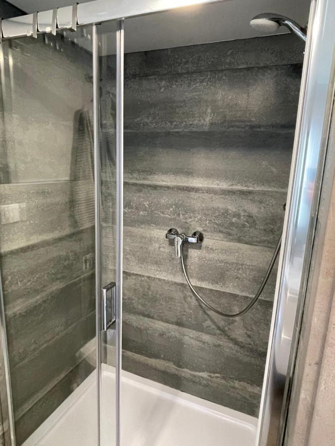 Apartamento Slapen Op Het Water Zwartsluis Exterior foto