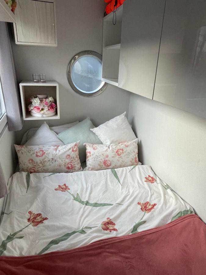 Apartamento Slapen Op Het Water Zwartsluis Exterior foto