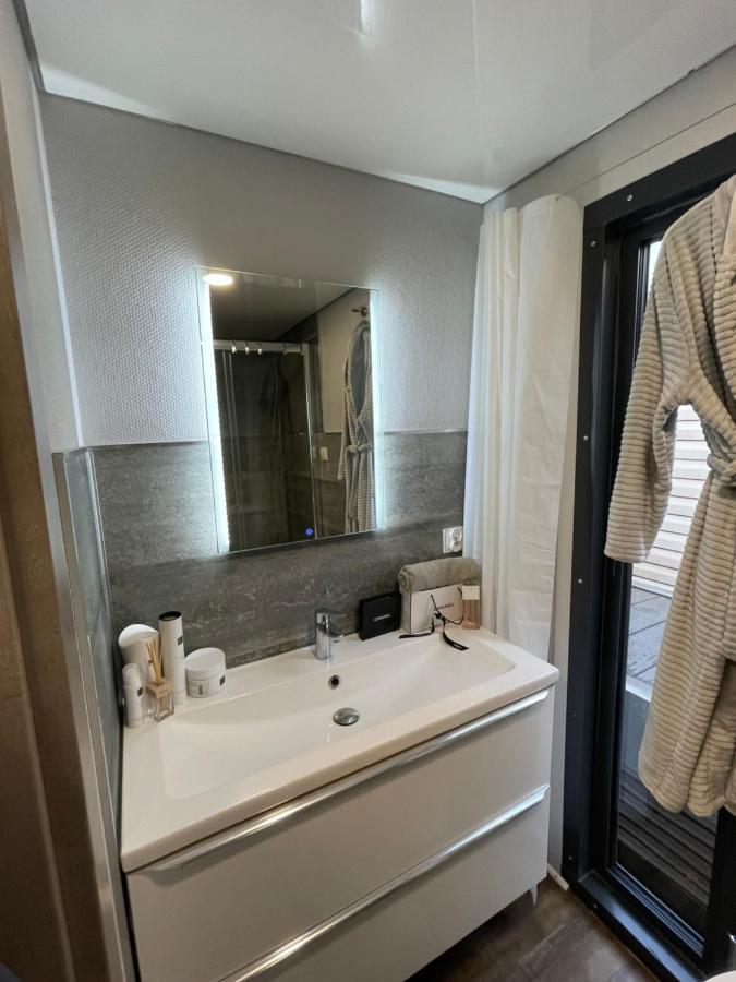 Apartamento Slapen Op Het Water Zwartsluis Exterior foto